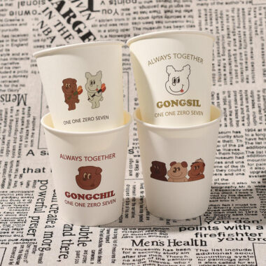 Wholesale cartoon printed paper coffee cups for cafés