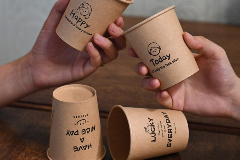 Custom kraft paper coffee and tea cups