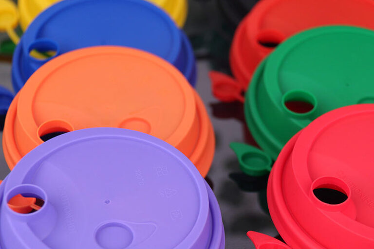 Plastic paper lids for hot coffee cups (3) Colorful disposable paper cup lid manufacturer