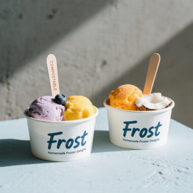 Custom logo paper ice cream cups for dessert and yogurt shops