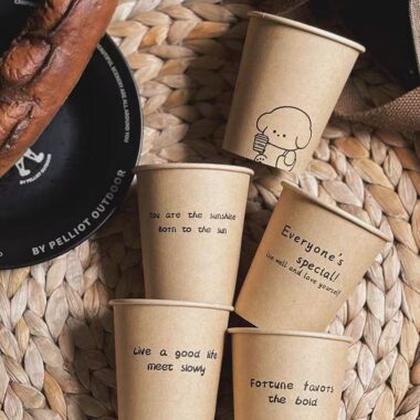 Premium kraft leak-proof paper coffee and tea cups for hot drinks