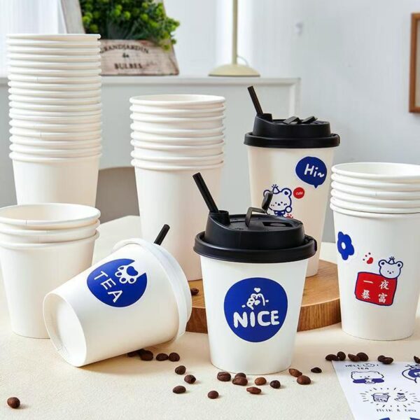 Single wall paper coffee cups with lids for takeaway hot drinks