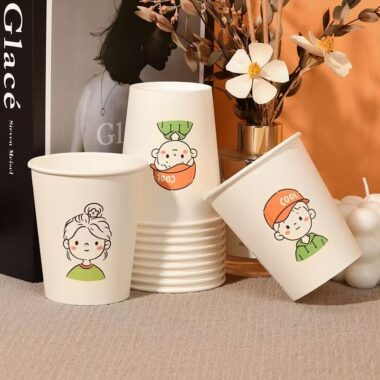 Cute thickened household paper coffee and tea cups for hot beverages