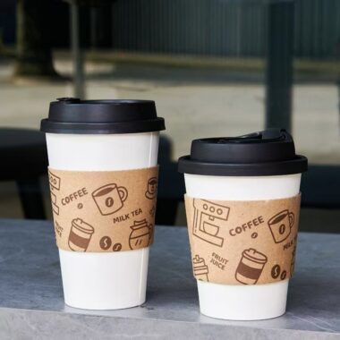 Kraft paper heat-insulated coffee cup sleeve