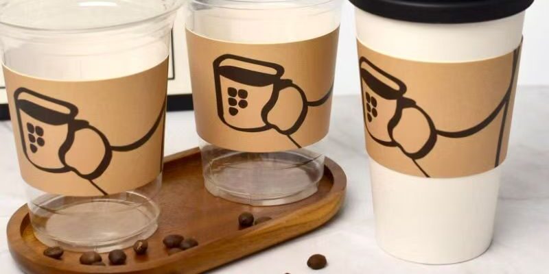 Kraft paper heat-insulated coffee cup sleeve