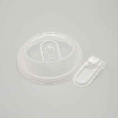 Multifunctional disposable plastic cup lid for coffee and milk tea