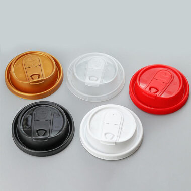 Multifunctional disposable plastic cup lid for coffee and milk tea