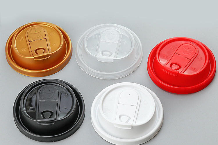 Multifunctional disposable plastic cup lid for coffee and milk tea