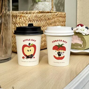 Household food grade paper coffee and tea cups for hot drinks